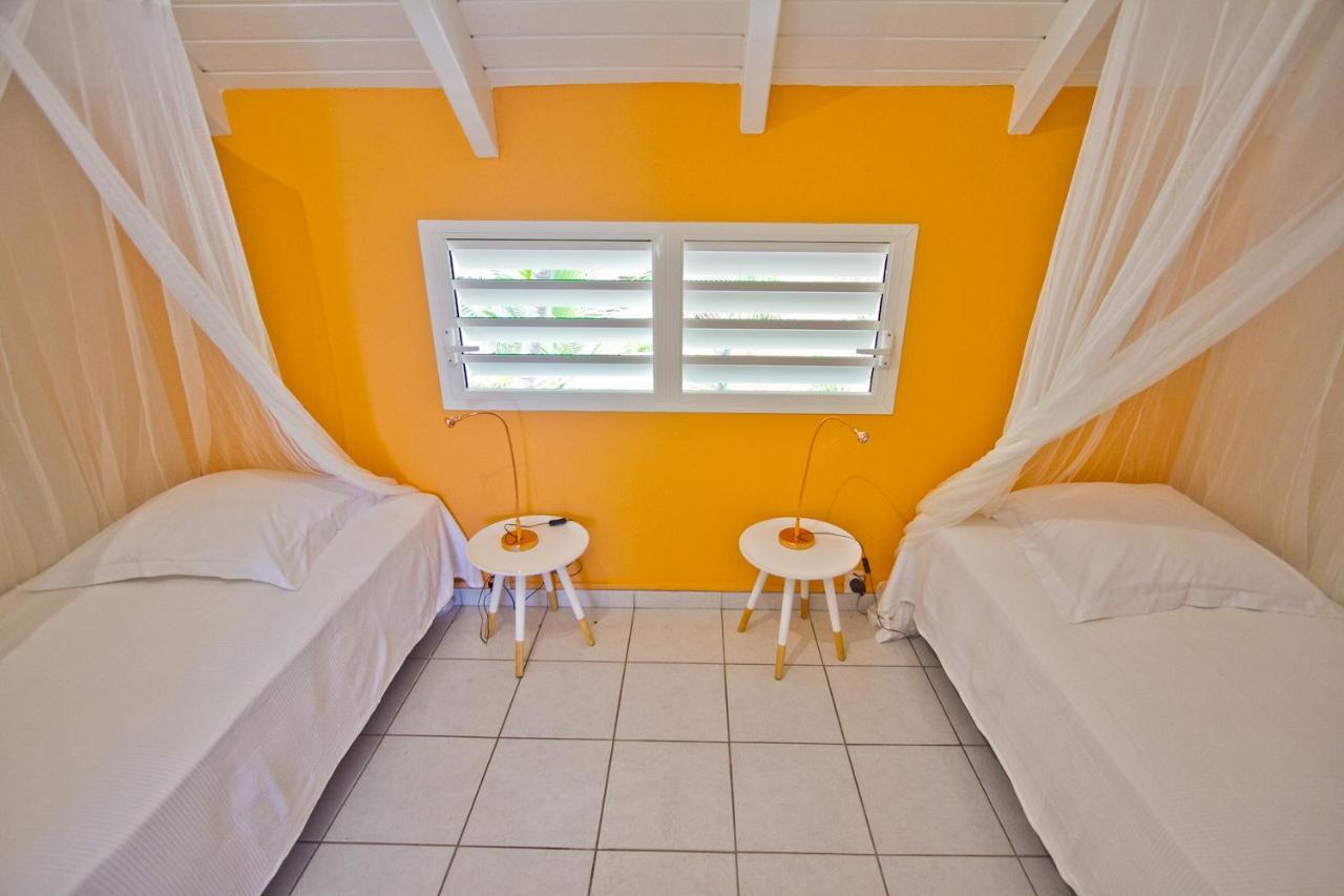 Duplex 4 Personnes Chambre Vue Mer Residence O Coeur De Deshaies Exterior photo