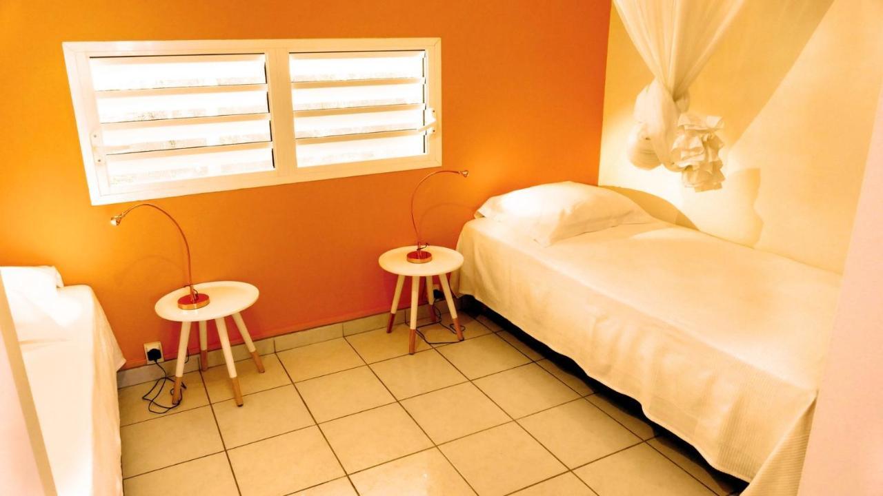 Duplex 4 Personnes Chambre Vue Mer Residence O Coeur De Deshaies Exterior photo